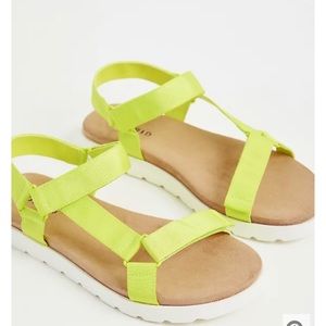 Torrid 9.0 (wide) teva-style platform sandal fits up to 10.0